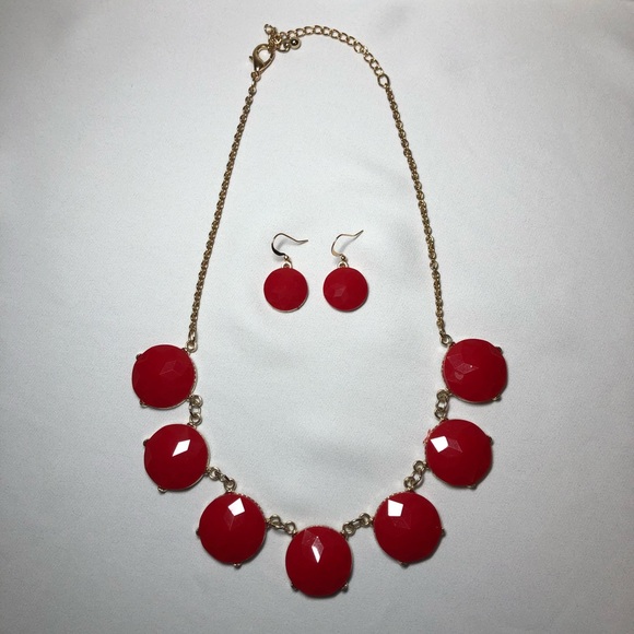 Red/Gold Necklace & Earrings Set - Picture 3 of 3